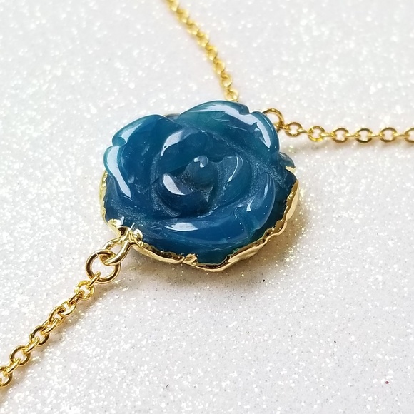 Blue agate carved rose Y gold necklace. - Picture 4 of 6